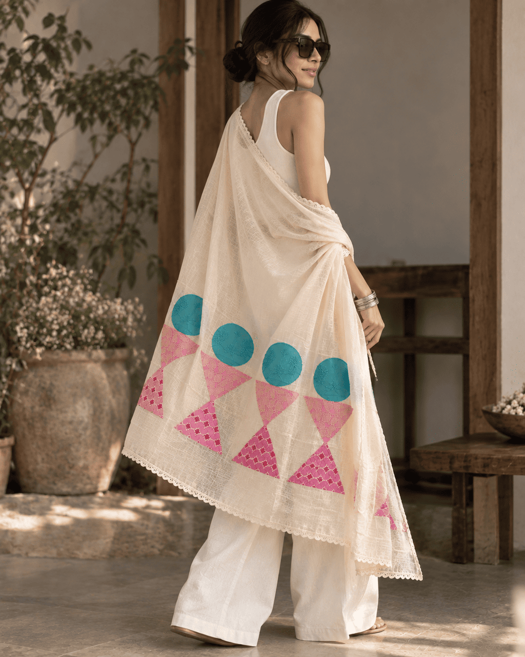 Gulabo Polka dupatta