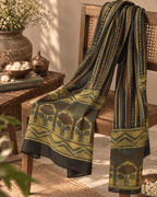 Kala dupatta stole
