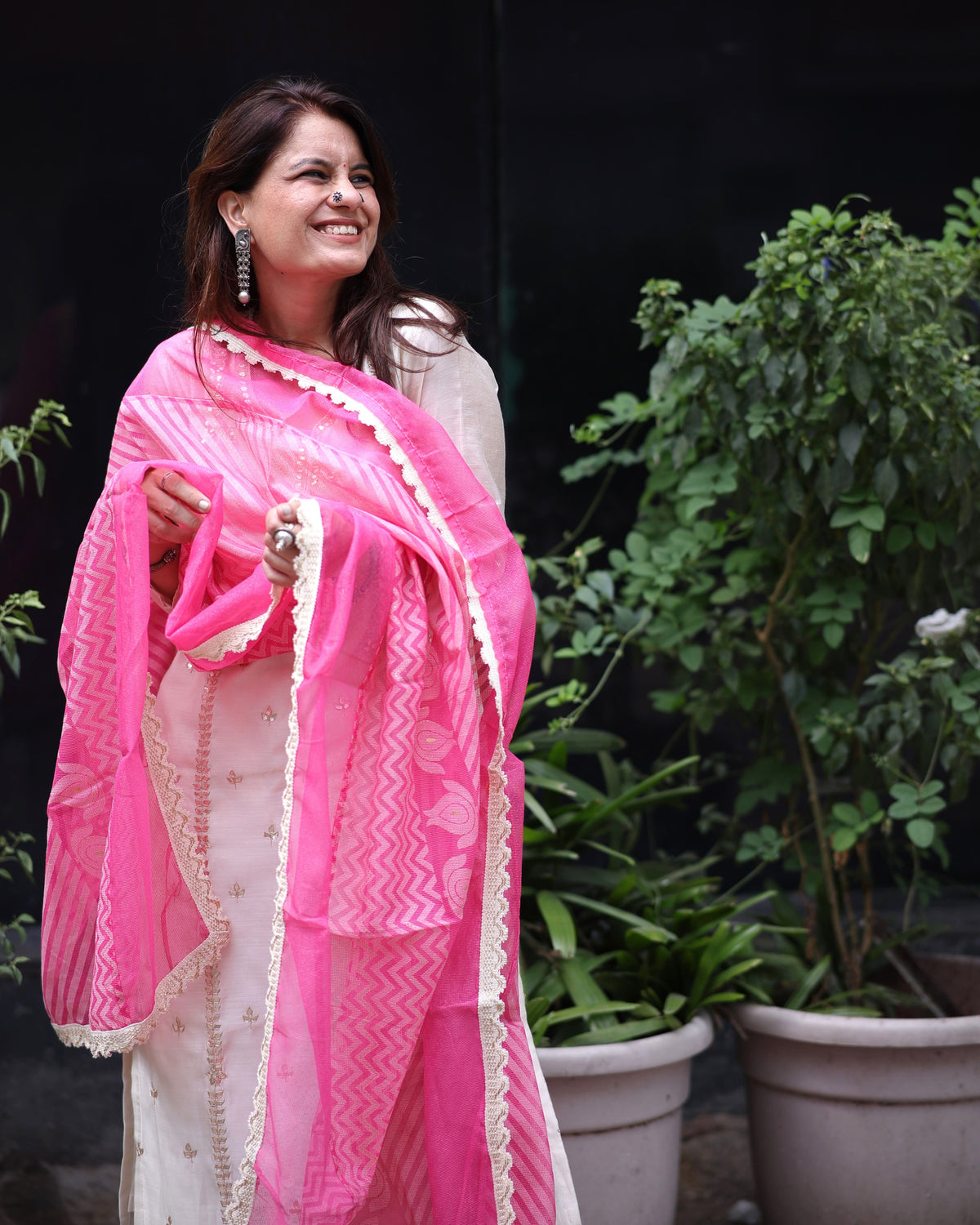 Pink Waves dupatta