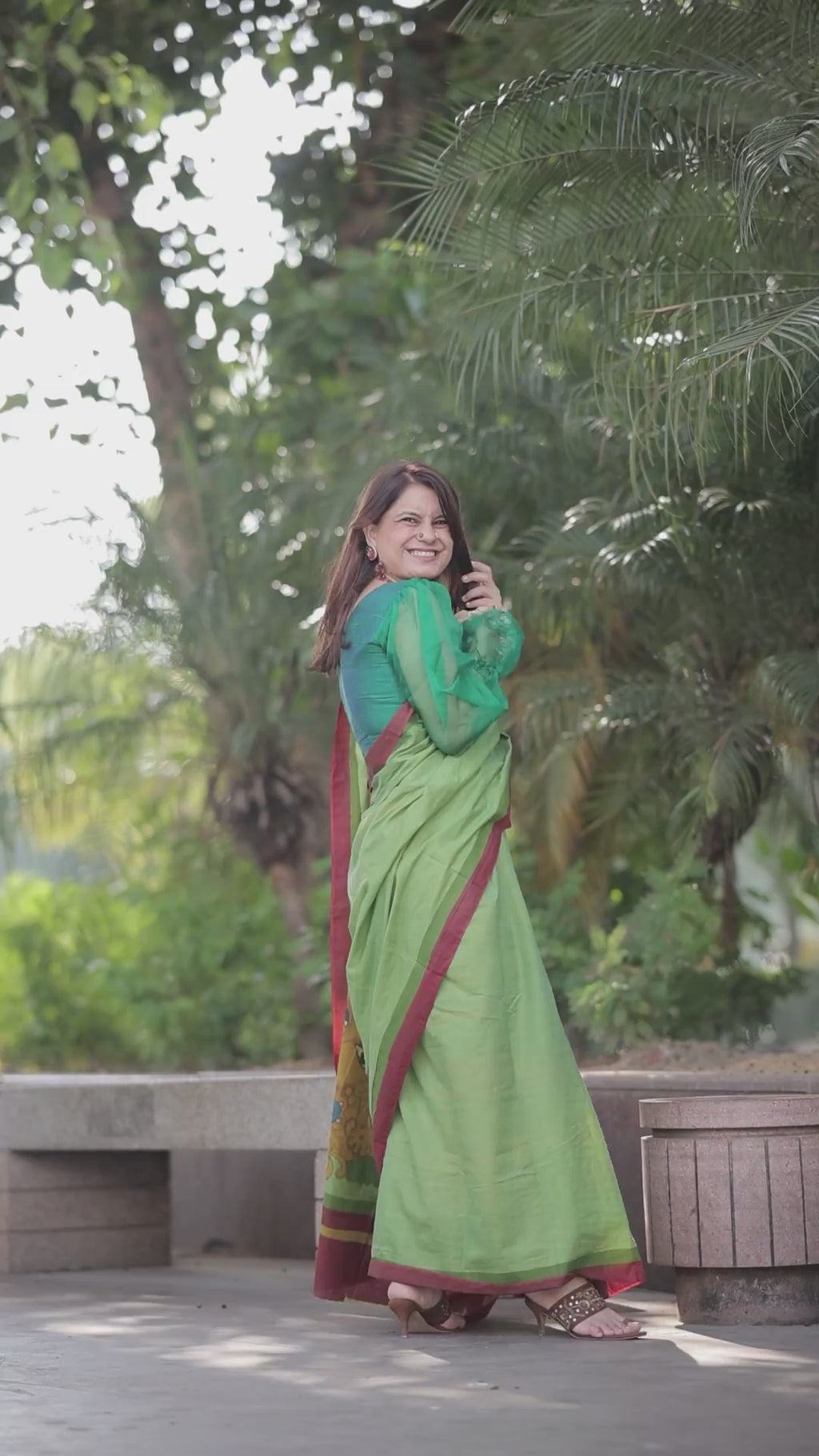 Devi Saree